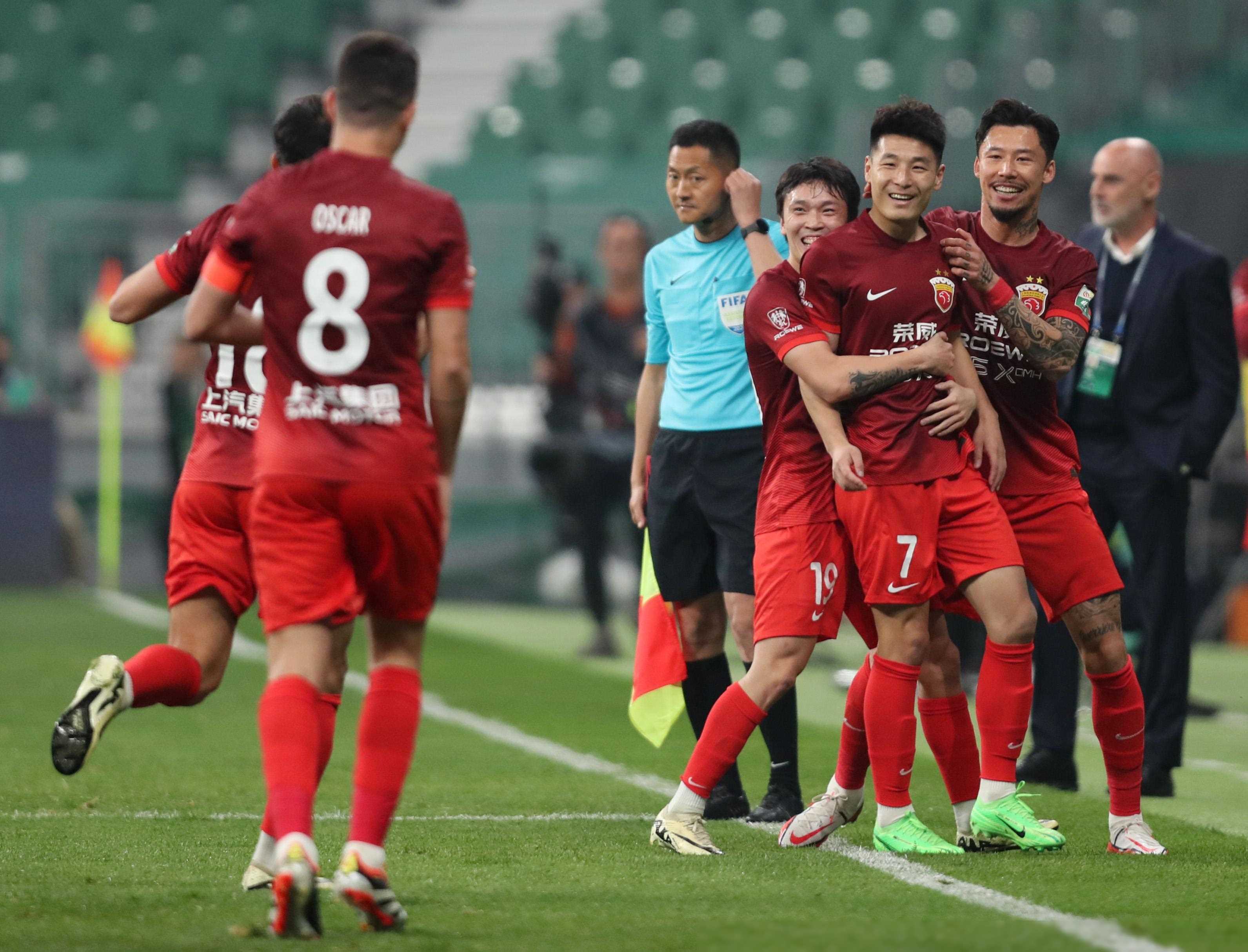 武磊开场5分钟连进两球，C罗防线形同虚设！的简单介绍